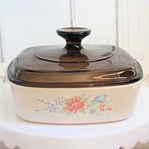 Vintage Corningware Small Casserole Dishe with Lid